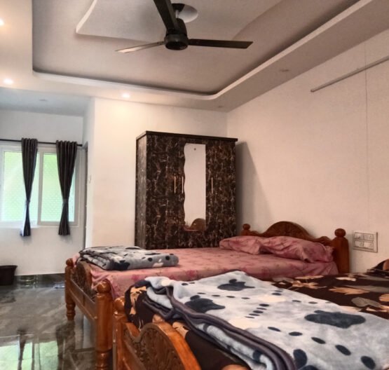 riverview-farmstay-resort-hotel-lodge-pollachi-anaimalai-family-room-1