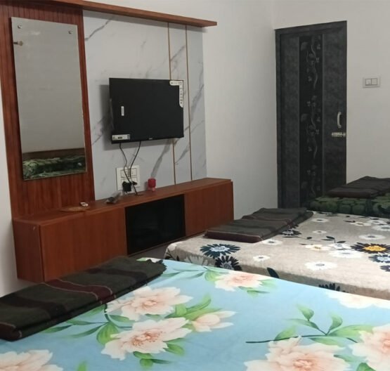 riverview-farmstay-resort-hotel-lodge-pollachi-anaimalai-family-room-10